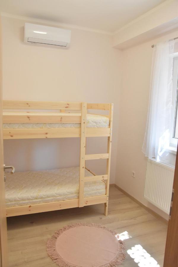 Vorosko Apartmanhaz Apartamento Balatonalmádi Exterior foto